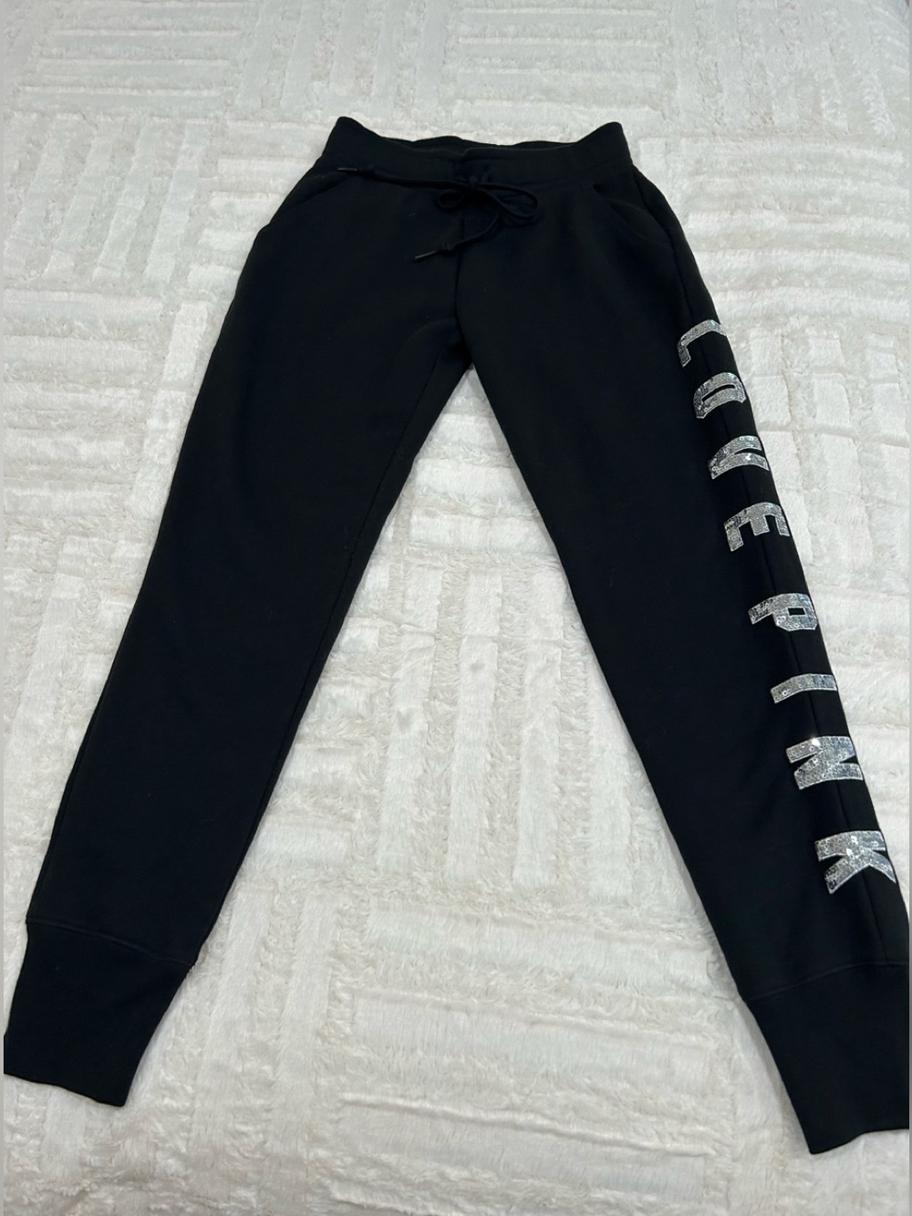 Victoria’s Secret’s Pink Silver Sequined Bling LOVE PINK Sweatpants NWOT - Picture 2 of 6